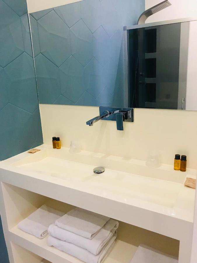 Appart Hotel Garibaldi Ницца Экстерьер фото